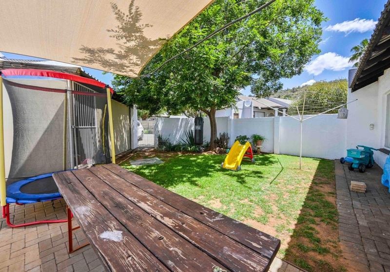 2 Bedroom Property for Sale in Langenhovenpark Free State